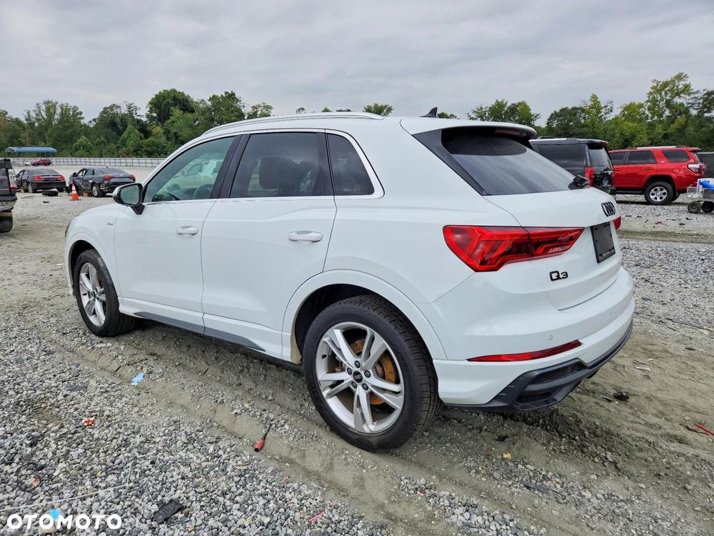 Audi Q3 45 TFSI Quattro S tronic S line - 2