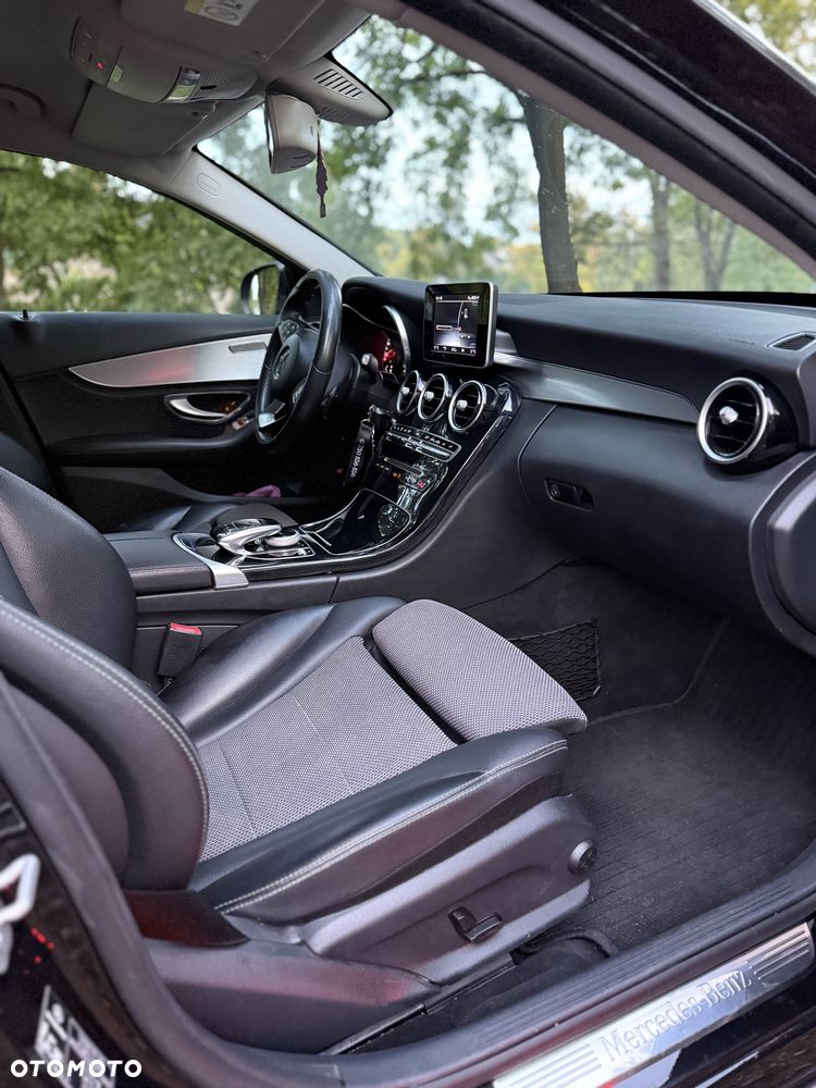 Mercedes-Benz C-Class 2015 photo 5