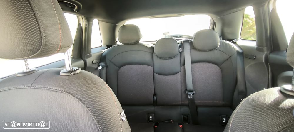 MINI 5 Portas One D - 7