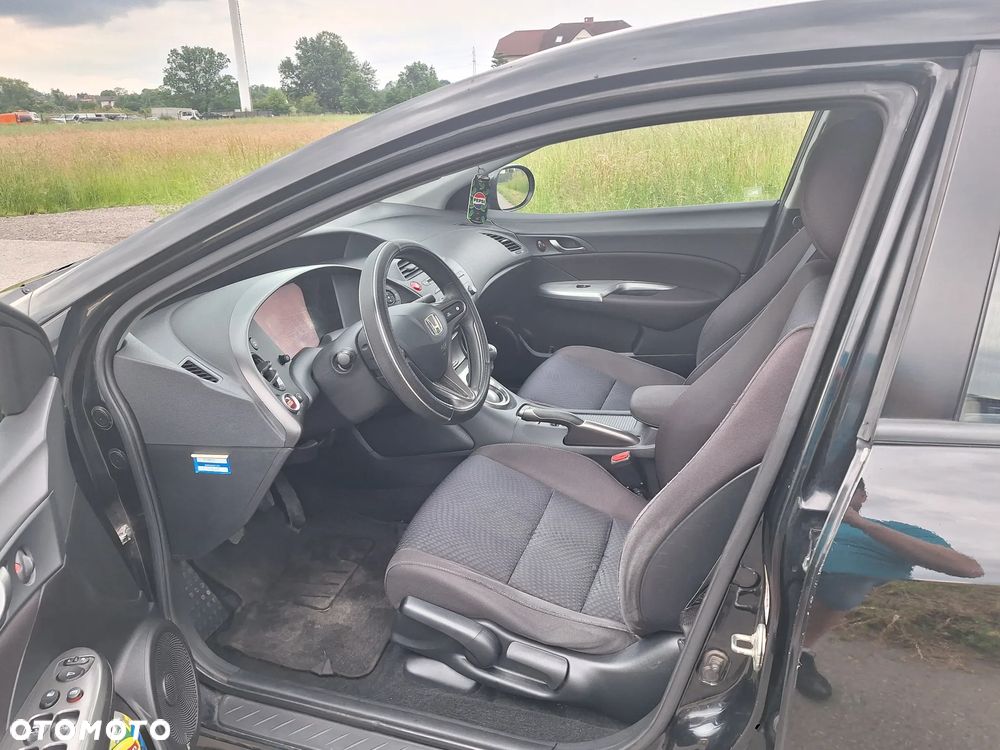 Honda Civic 1.4 Comfort - 11