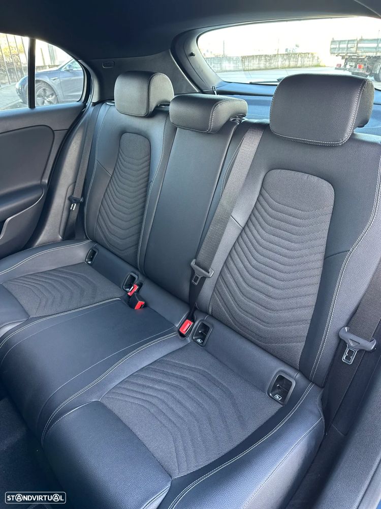 Mercedes-Benz A 250 e Style Plus - 13