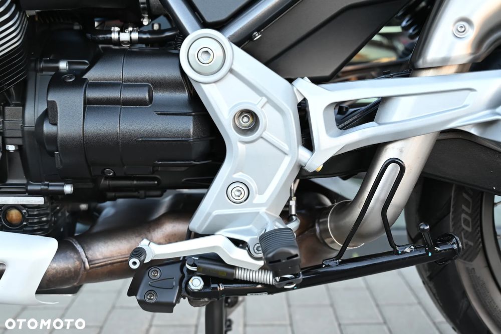 Moto Guzzi V85 - 15