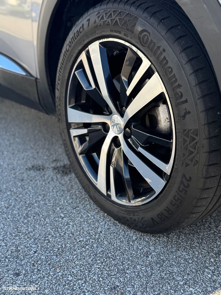 Peugeot 3008 PureTech 130 Stop & Start EAT6 Allure - 8