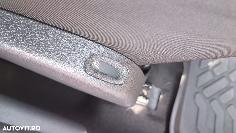 Dacia Duster 1.2 TCe 4x2 Laureate - 12