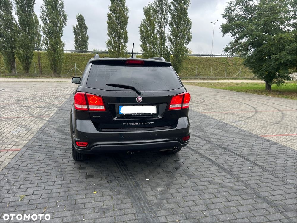 Fiat Freemont 2.0 Multijet Black Code AWD - 13