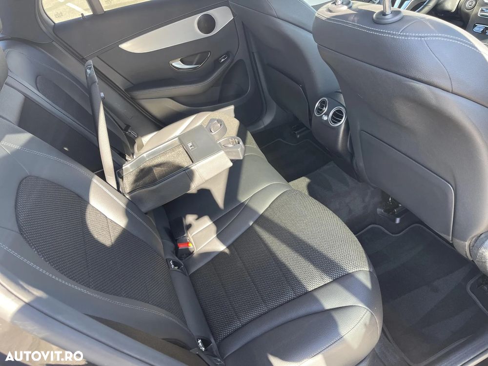 Mercedes-Benz GLC - 25