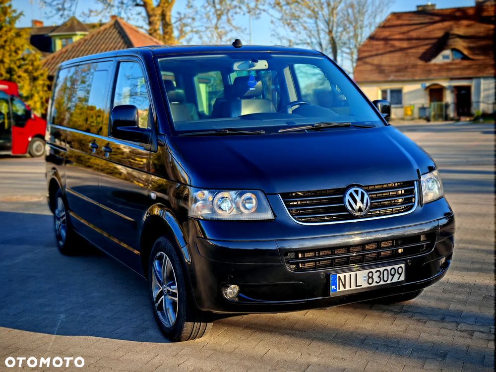 Volkswagen Multivan - 2