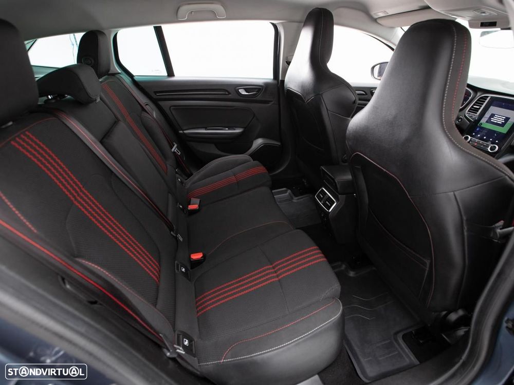 Renault Mégane Sport Tourer 1.5 Blue dCi R.S. Line — fotografia 10