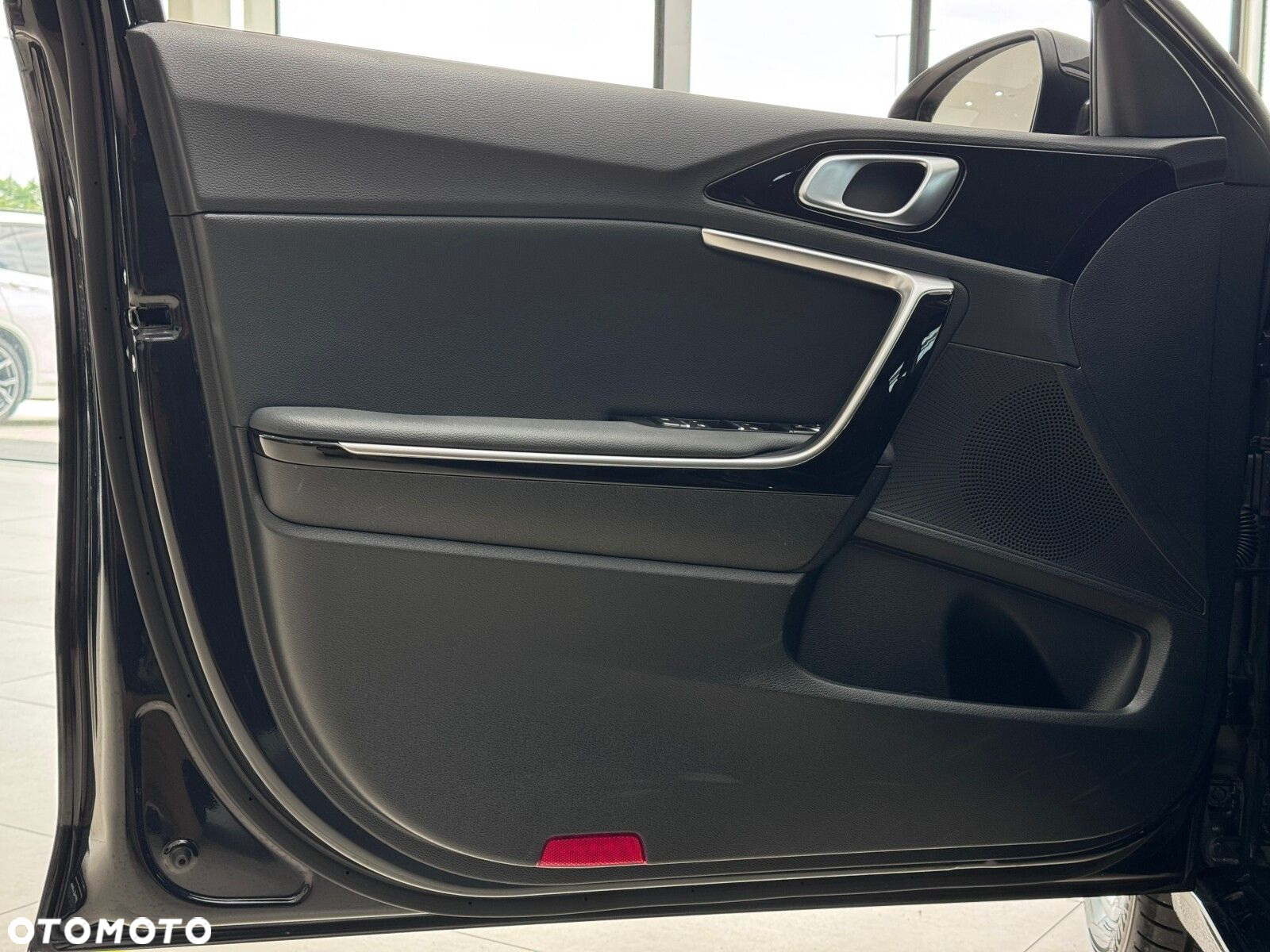 Kia Ceed - 12