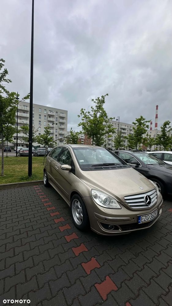 Mercedes-Benz Klasa B - 1