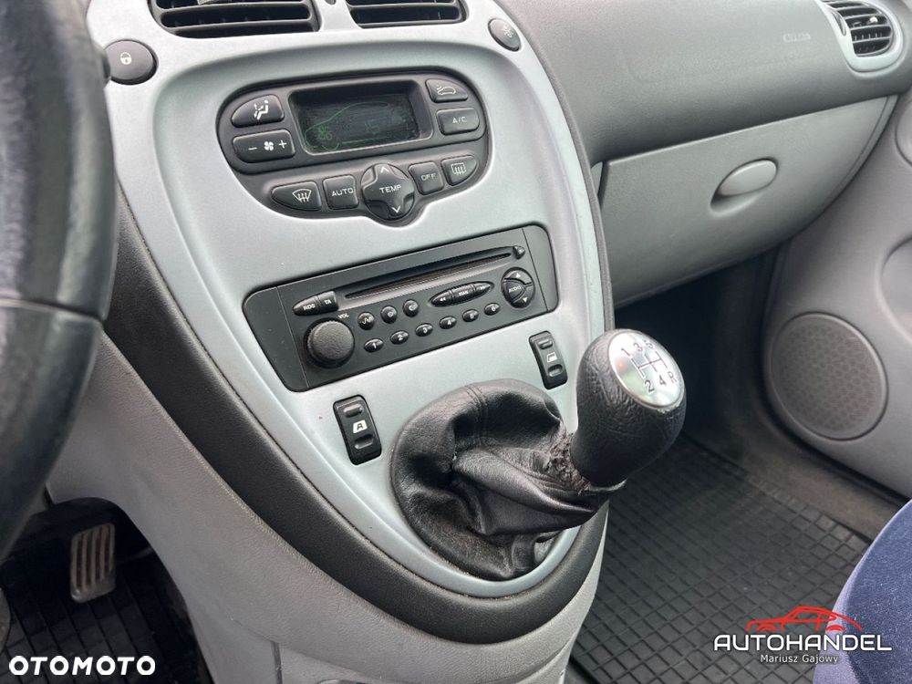 Citroën Xsara Picasso - 13