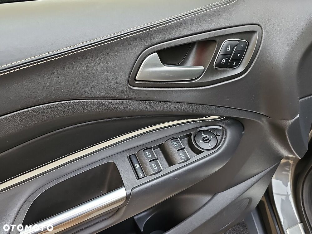 Ford Kuga - 20