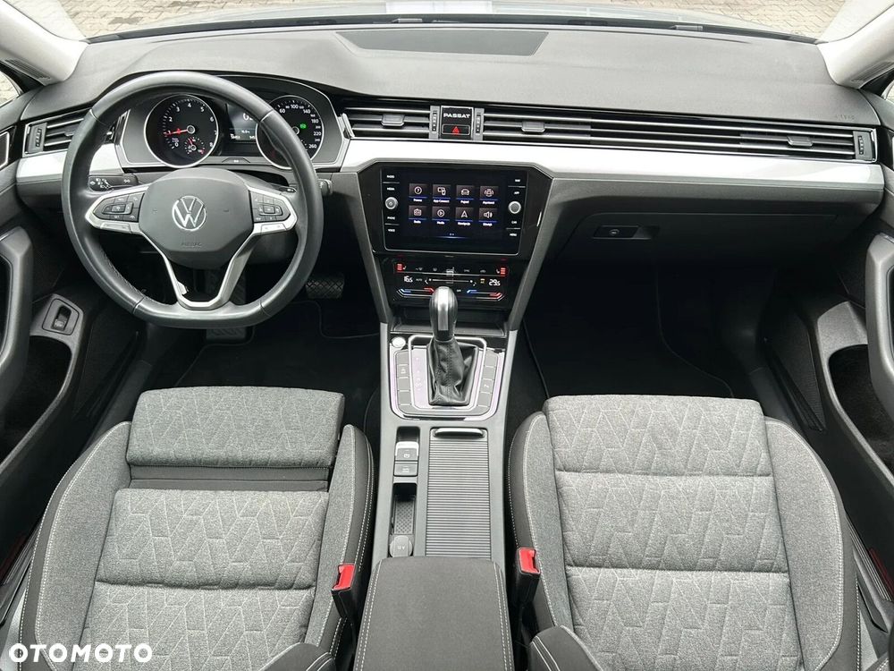 Volkswagen Passat 2023 photo 4