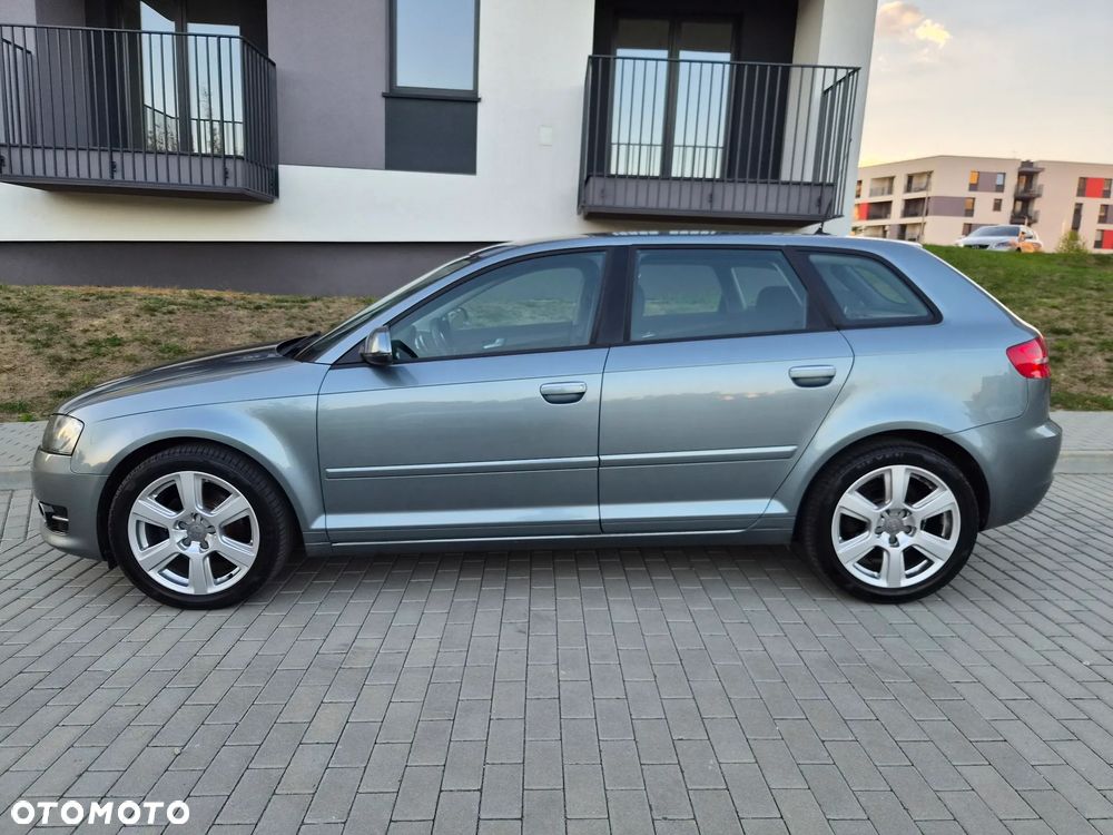 Audi A3 Sportback - 13