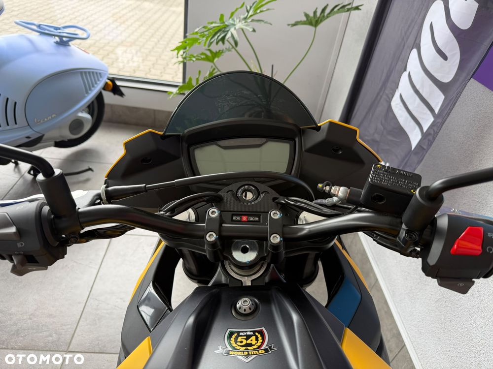 Aprilia Tuono - 14