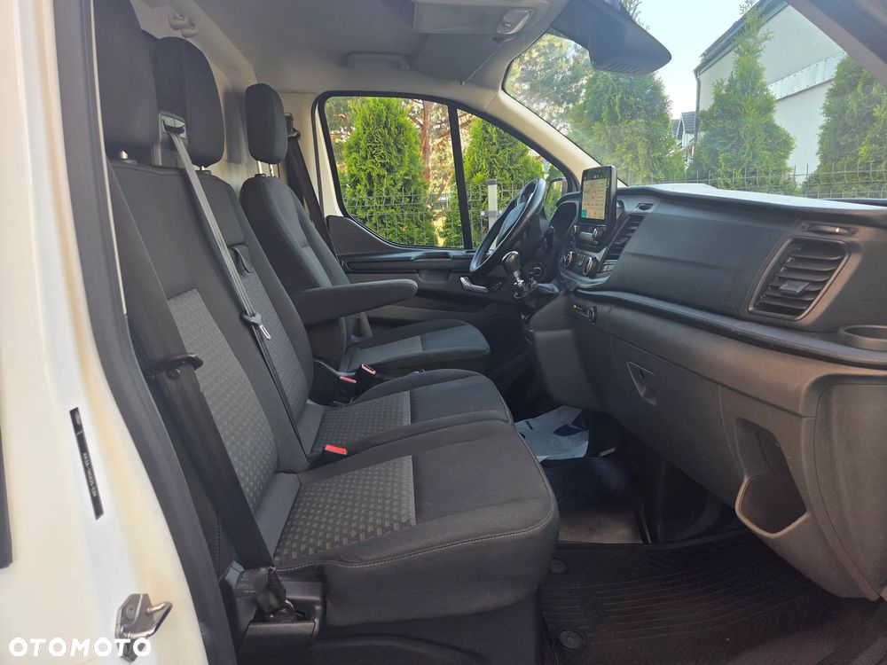 Ford Transit  custom - 29
