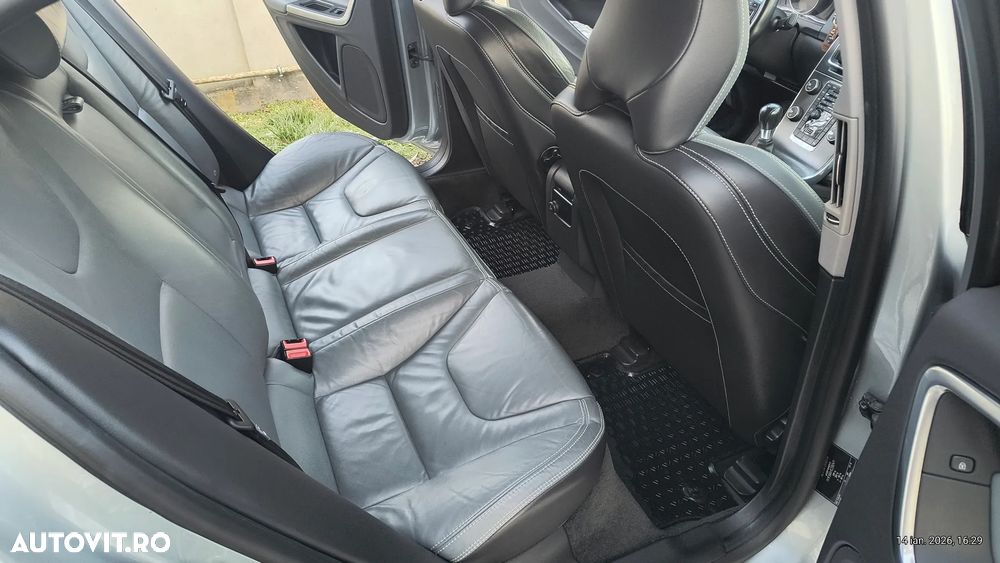 Volvo S60 D4 Start-Stop Momentum - 4
