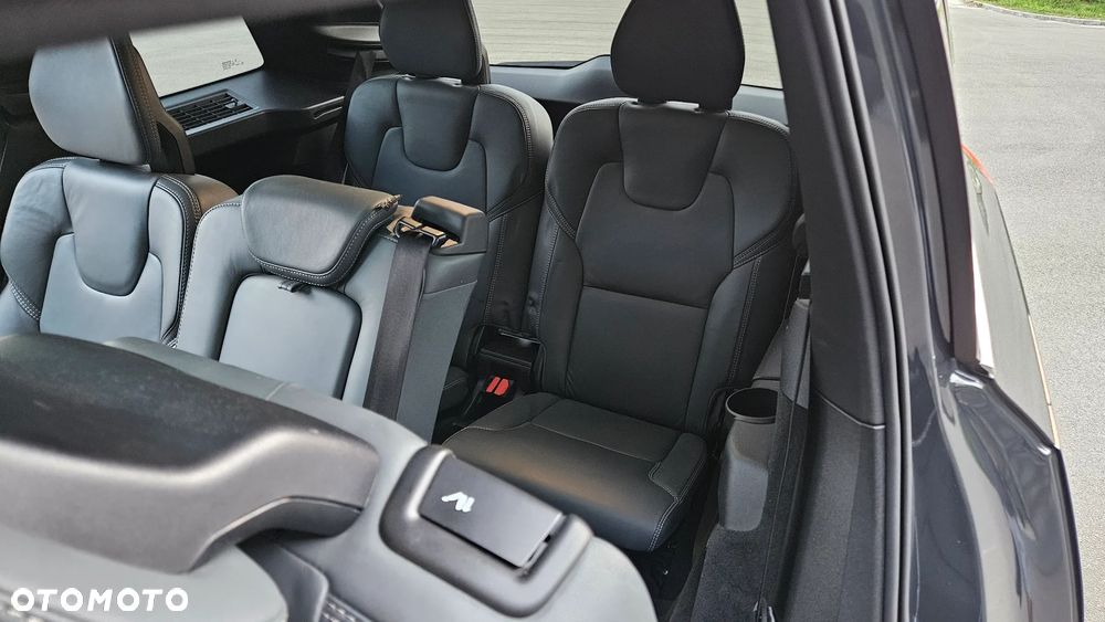 Volvo XC 90 B5 D AWD Momentum Pro 7os - 22