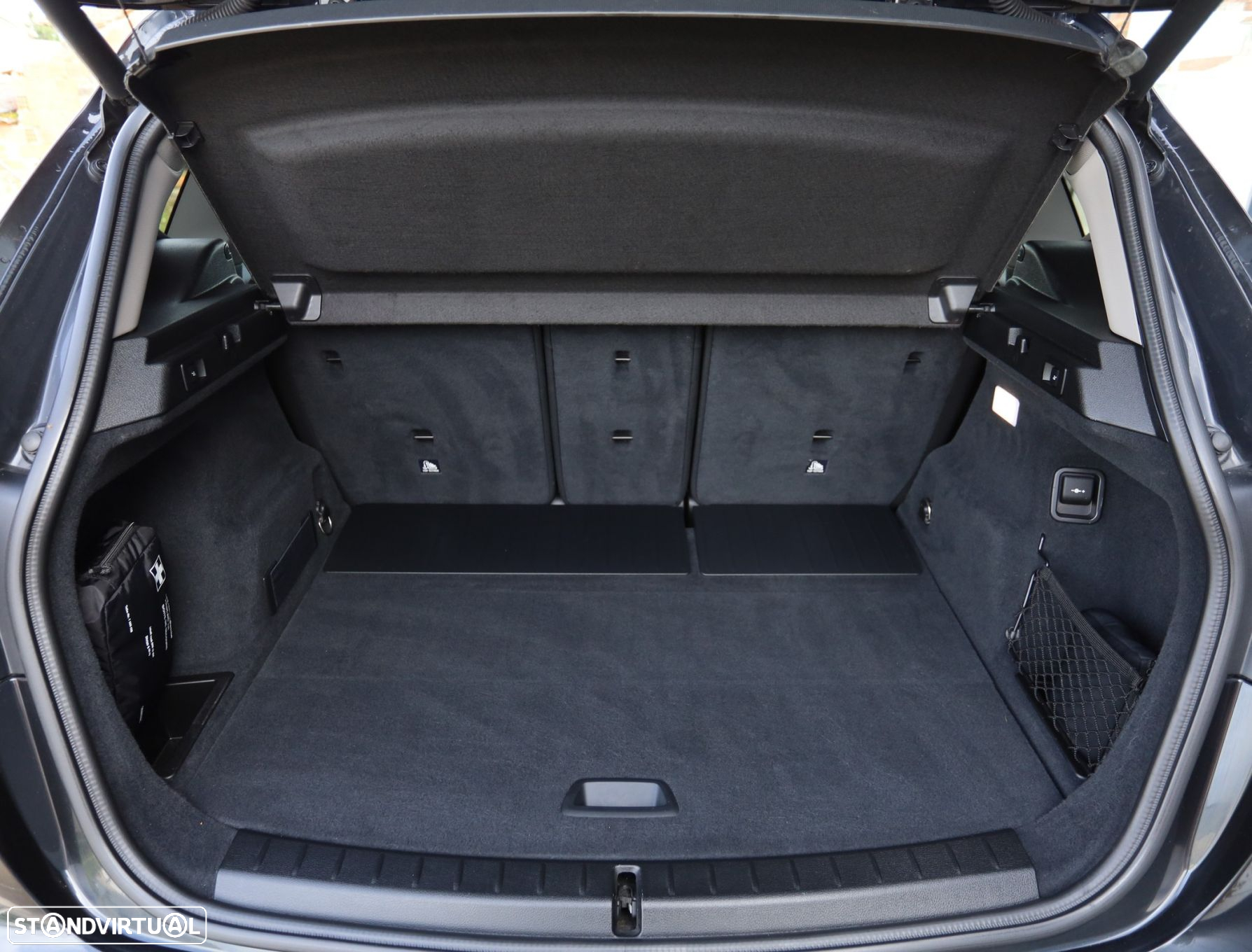 BMW 218 Active Tourer d Line Luxury Auto - 21