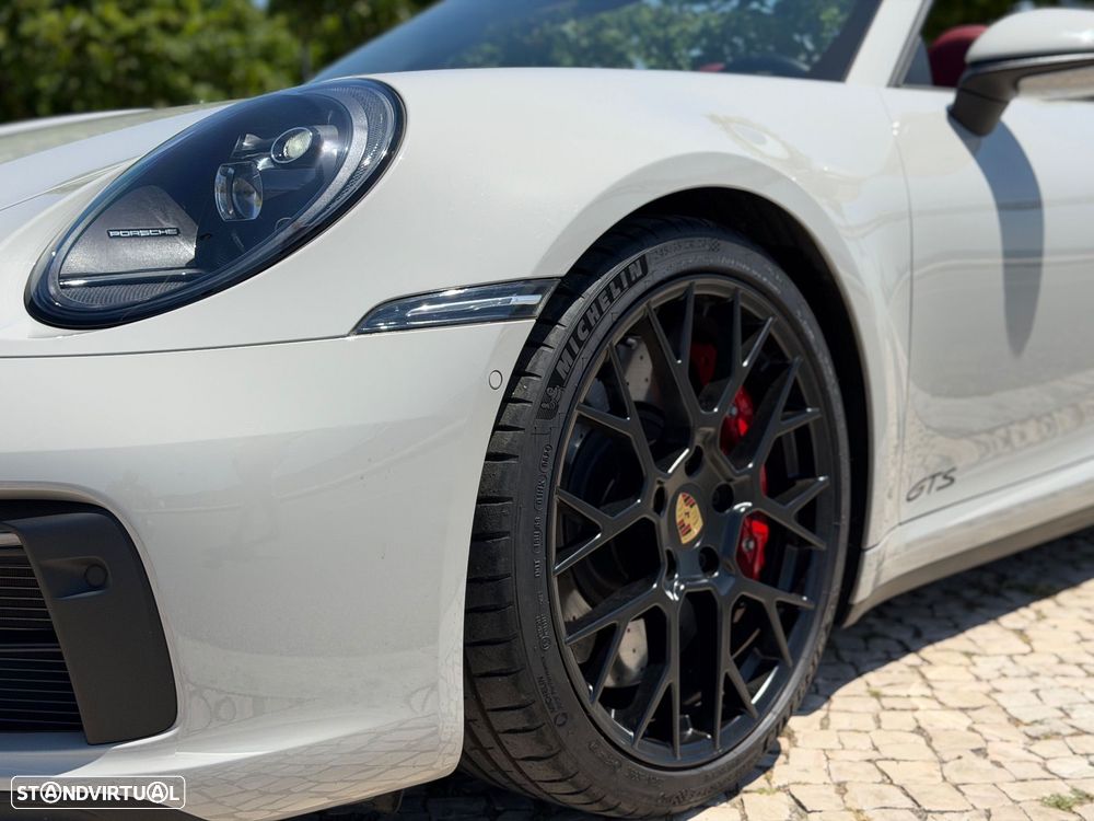 Porsche 911 (992) - 16