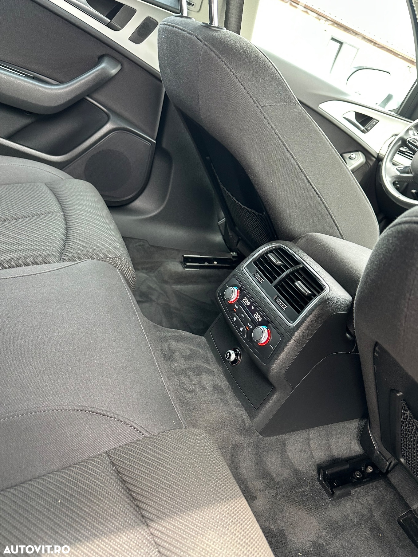 Audi A6 Avant 2.0 TDI Ultra S tronic - 22
