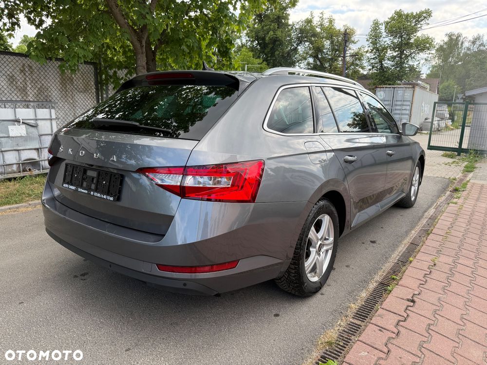 Skoda Superb 1.5 TSI DSG Ambition - 5