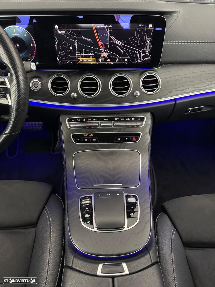 Mercedes-Benz E 220 d 4Matic 9G-TRONIC AMG Line - 24