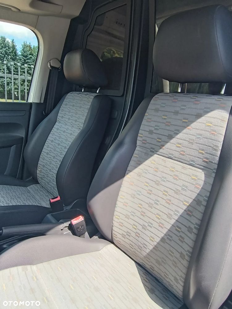 Volkswagen Caddy Comfortline - 21