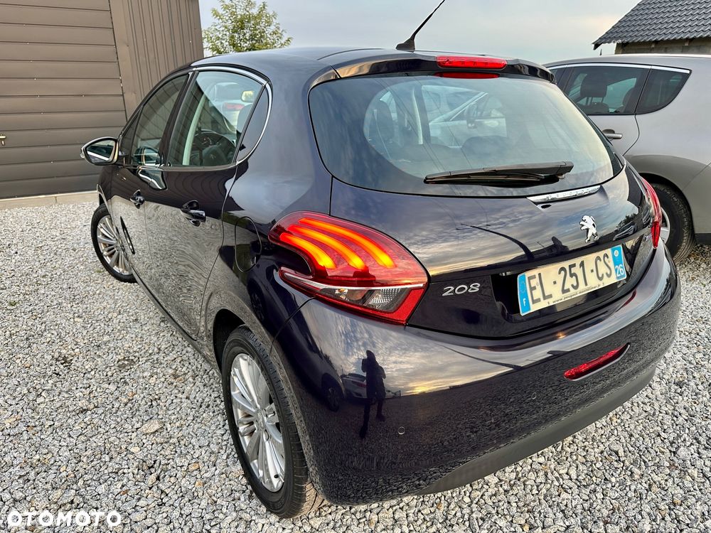 Peugeot 208 1.2 PureTech GPF Allure S&S EAT6 - 6