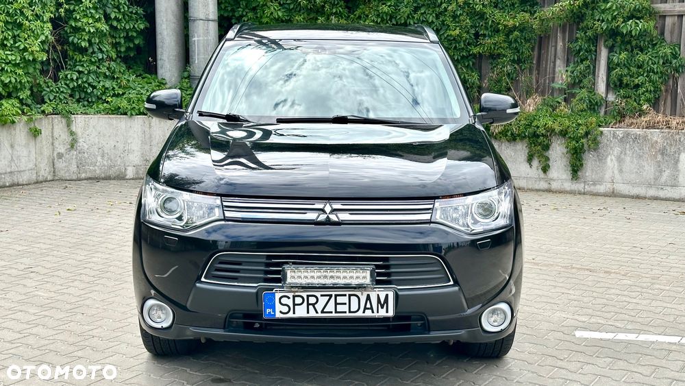 Mitsubishi Outlander 2.0 4WD - 2