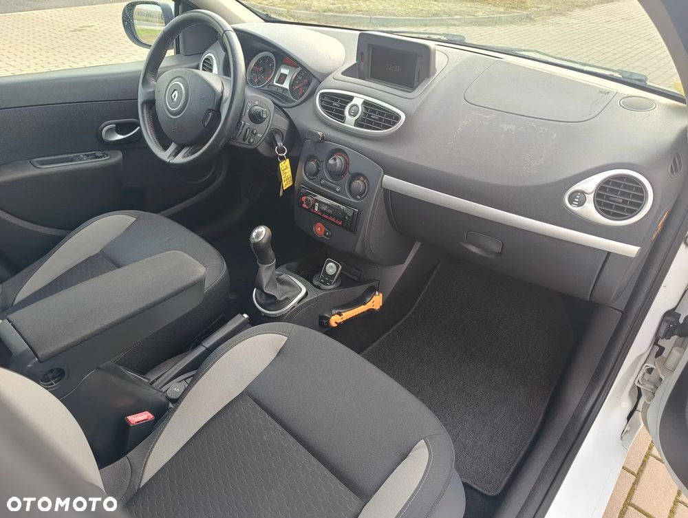 Renault Clio 1.5 dCi Business - 21