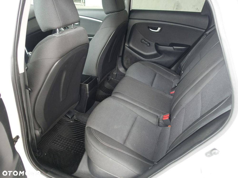 Hyundai i30 1.4 Comfort - 16