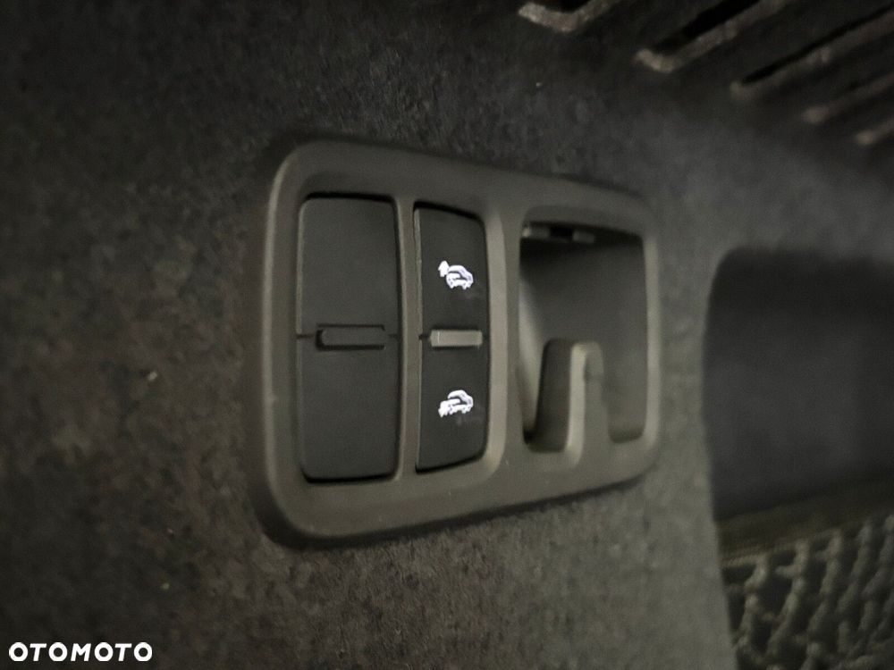 Audi Q8 - 35
