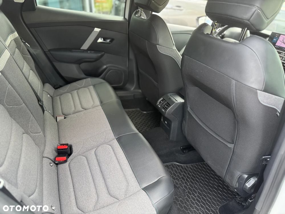 Citroën C4 1.2 PureTech Feel Pack S&S EAT8 - 9