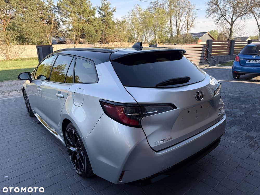 Toyota Corolla 2.0 Hybrid GR Sport - 11