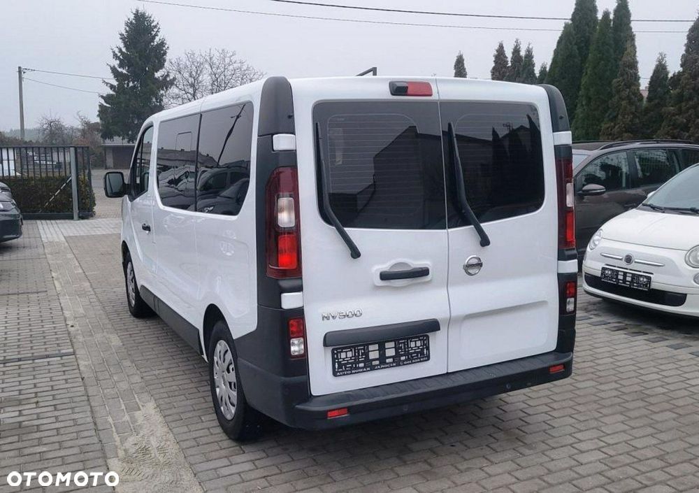 Nissan NV300 - 6