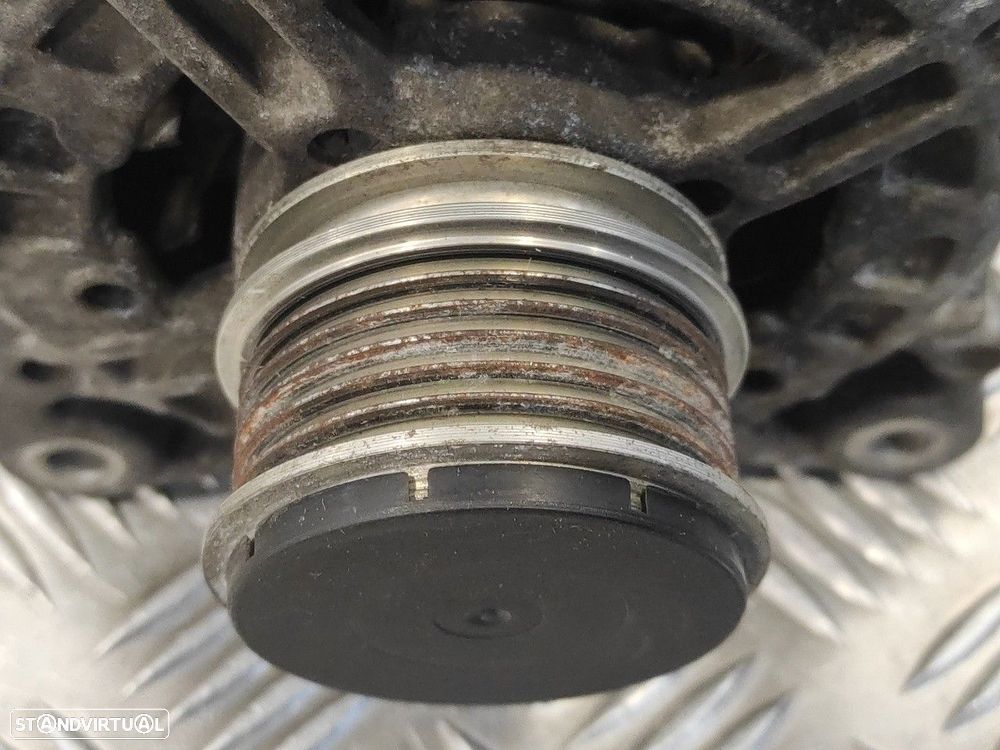 ALTERNADOR AUDI A4 AVANT 2007 - 5