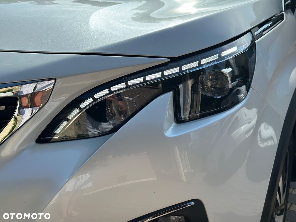 Peugeot 3008 BlueHDi 130 Stop & Start EAT8 Allure - 22