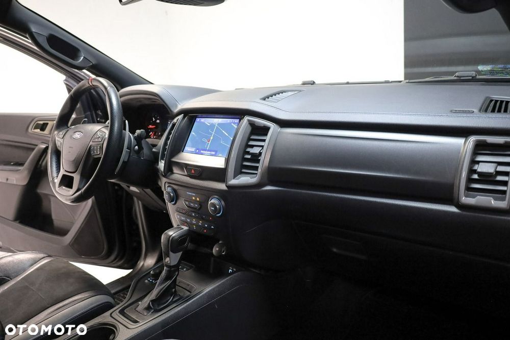 Ford Ranger Raptor - 25