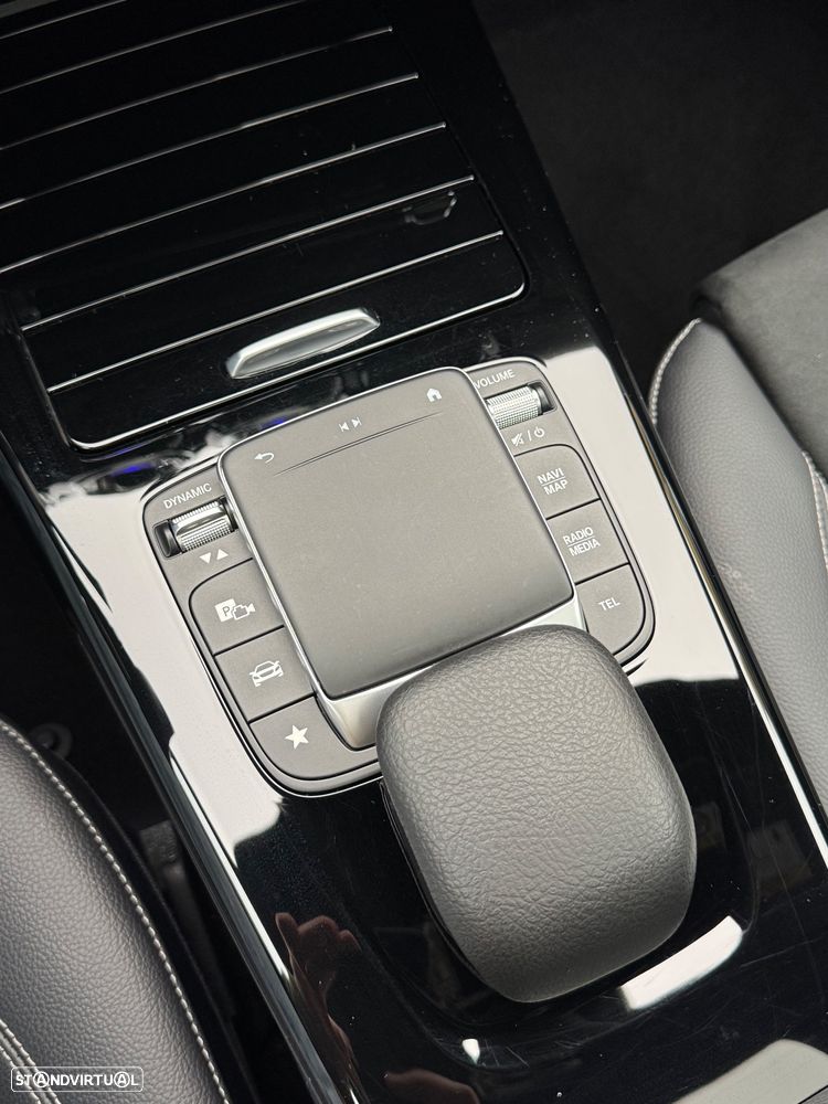 Mercedes-Benz CLA 250 e 8G-DCT AMG Line - 30