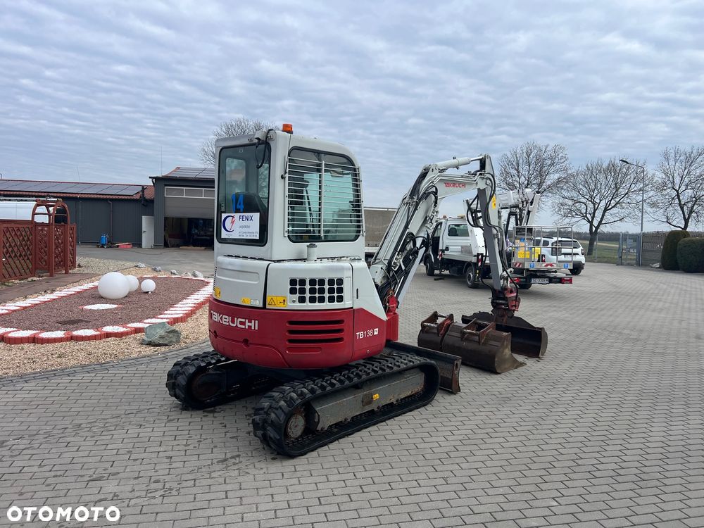 Takeuchi FR 138 - 1