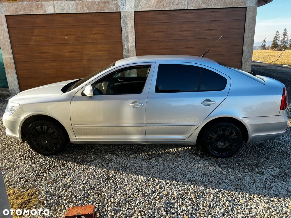 Skoda Octavia - 2