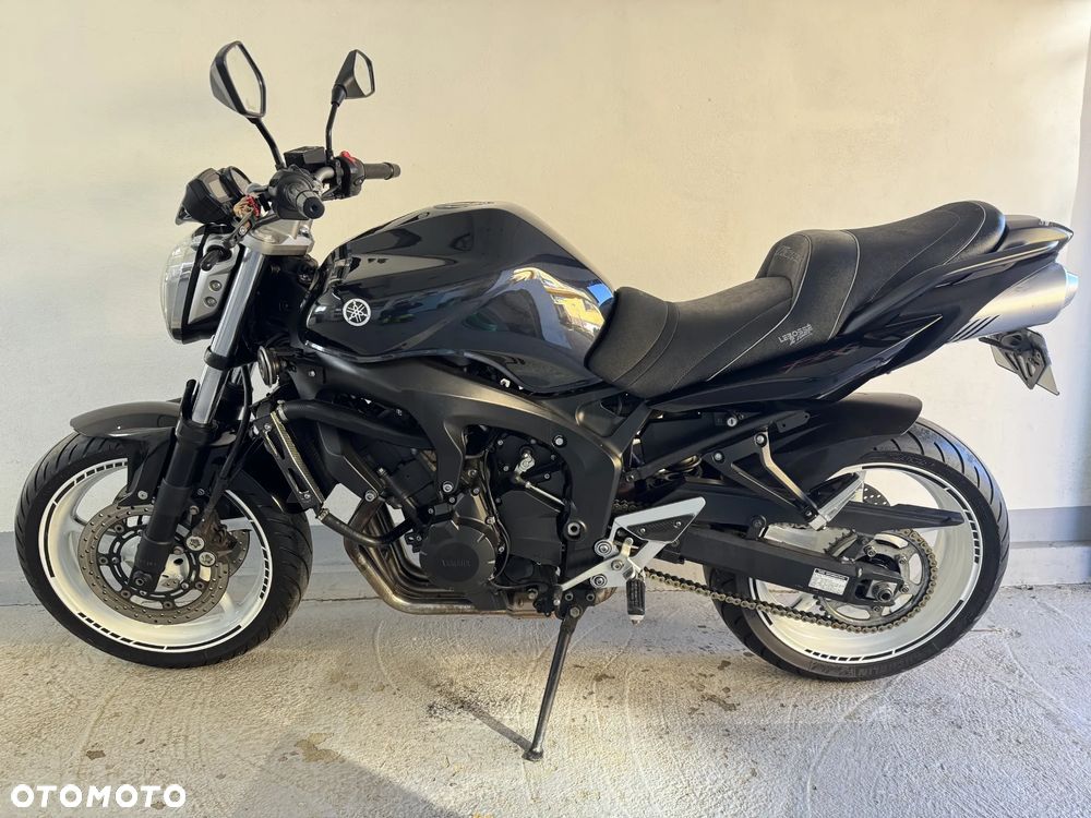 Yamaha FZ6 - 14