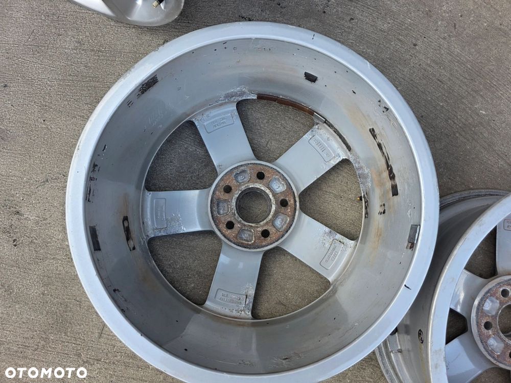 FELGA FELGI VW AUDI SKODA A3 A4 A6 8.0J R18 ET47 8K0601025Q 19/26 KOMPLET - 11