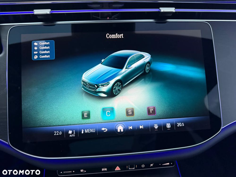 Mercedes-Benz Klasa E 220 d mHEV 4-Matic AMG 9G-Tronic - 28
