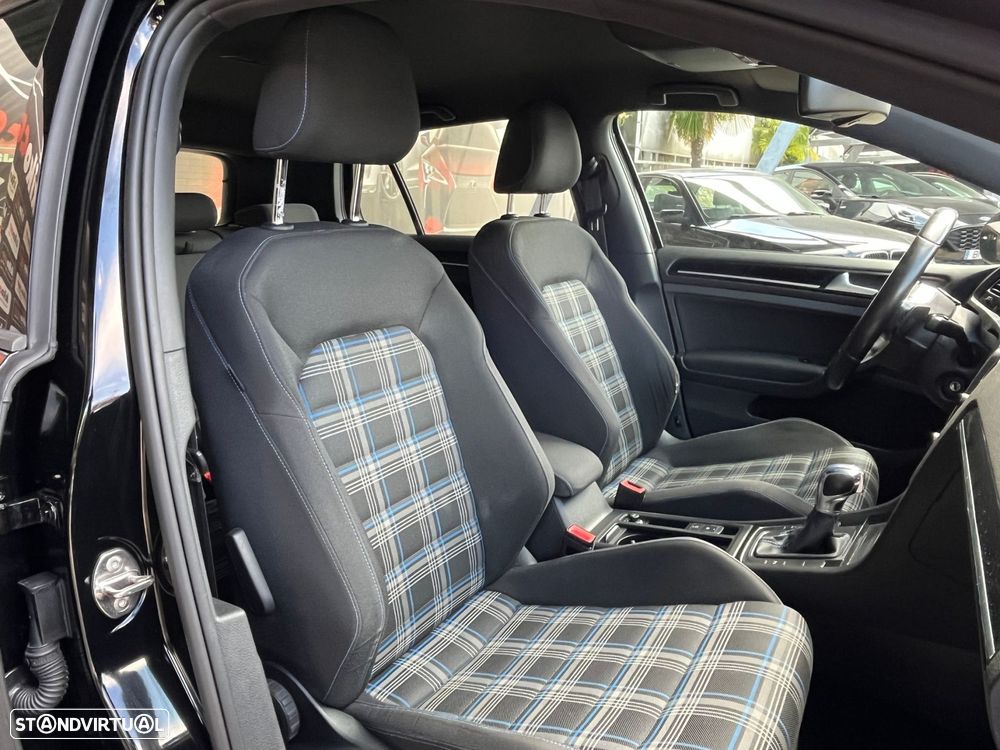 VW Golf 1.4 GTE Plug-in - 57