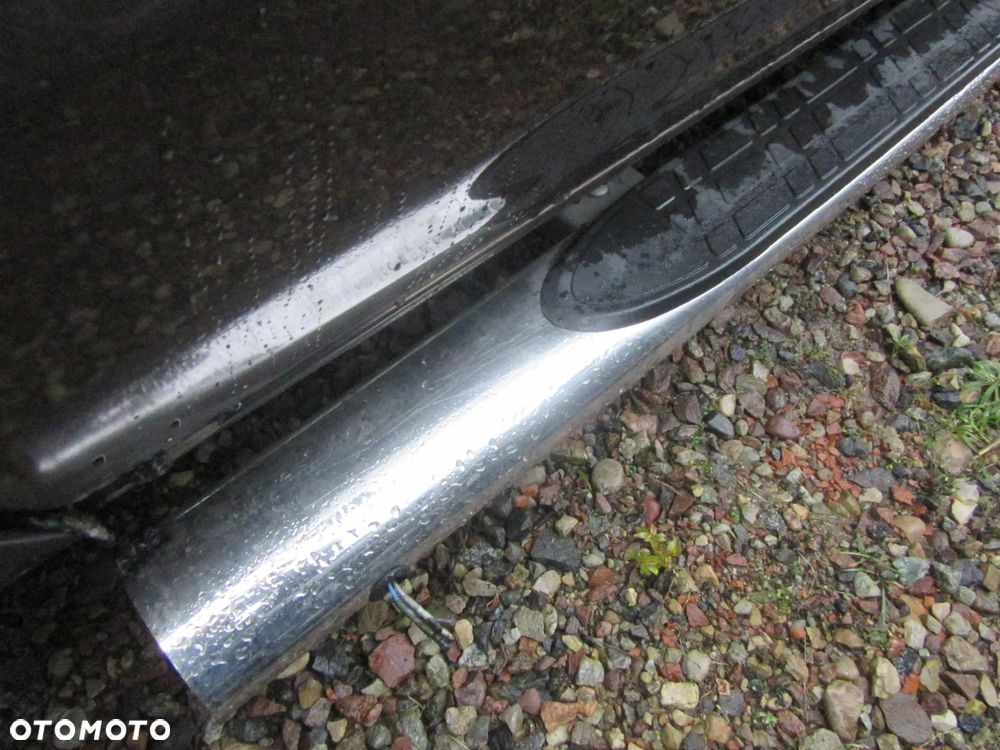 Volkswagen AMAROK  Zabudowa paki Roll N Lock Orurowanie PROGI - 5