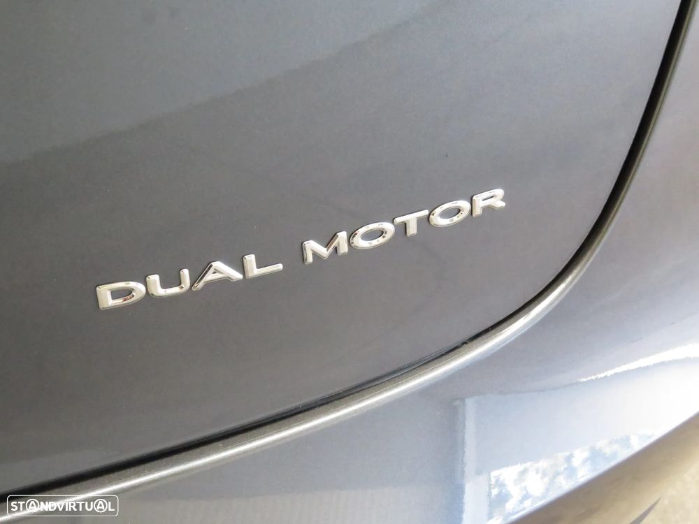 Tesla Model 3 Long Range AWD Dual Motor - 32