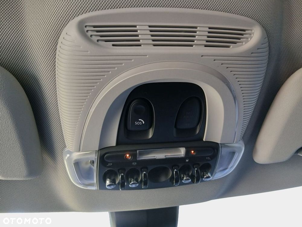 MINI Countryman Cooper D - 25