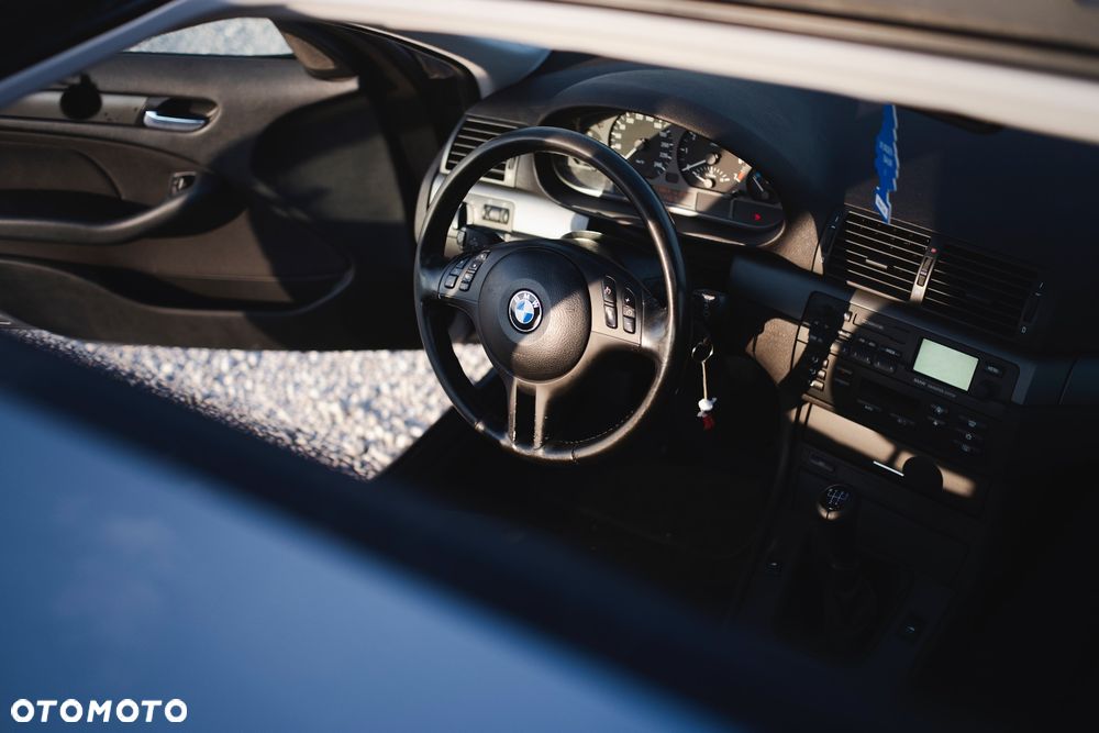 BMW Seria 3 318i - 36